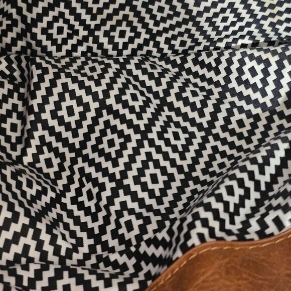 Madison West Vintage Camel Brown Faux Leather Handbag Purse Boho Cottagecore - Picture 14 of 16